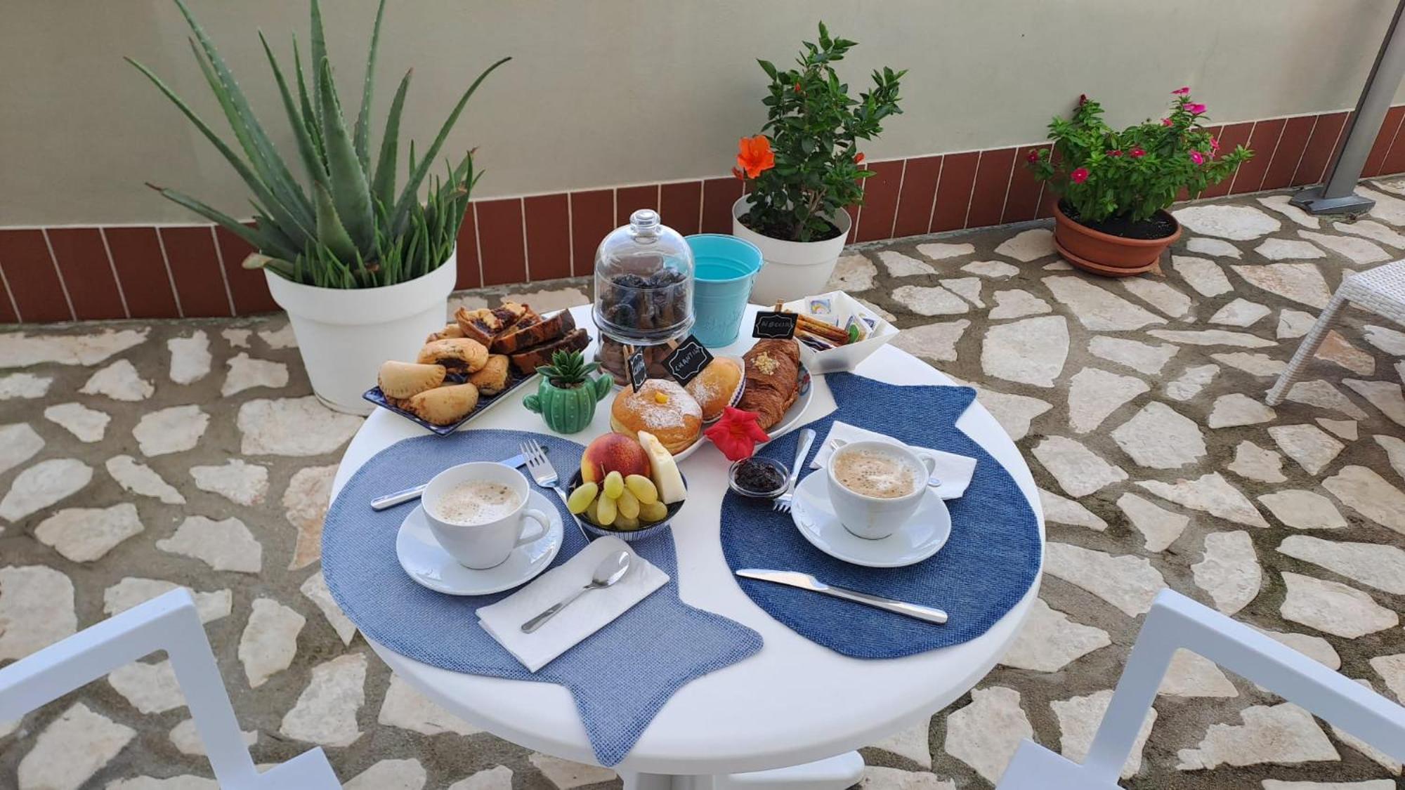 Tramonto Sul Mare Bed & Breakfast Termoli Bagian luar foto