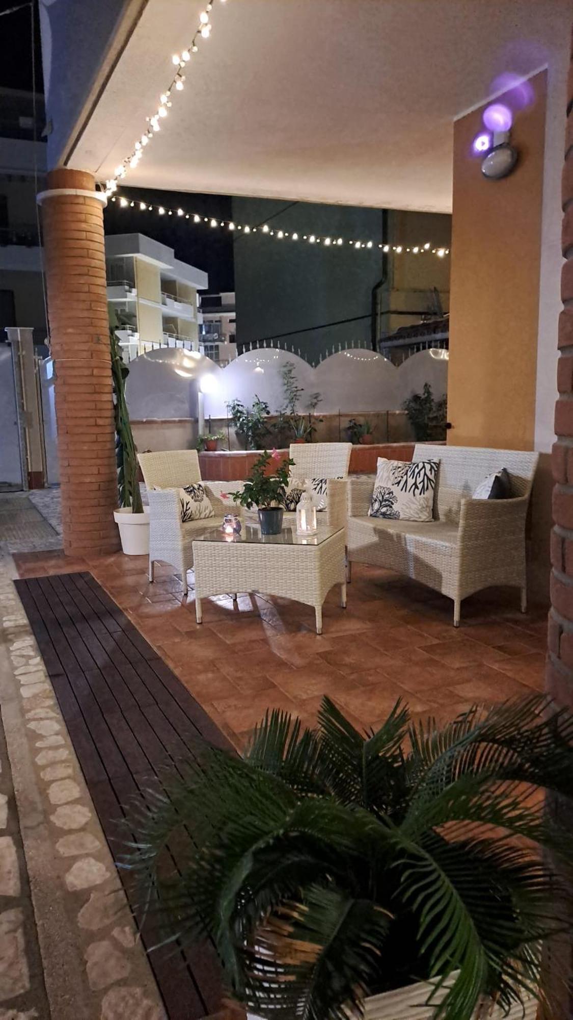 Tramonto Sul Mare Bed & Breakfast Termoli Bagian luar foto